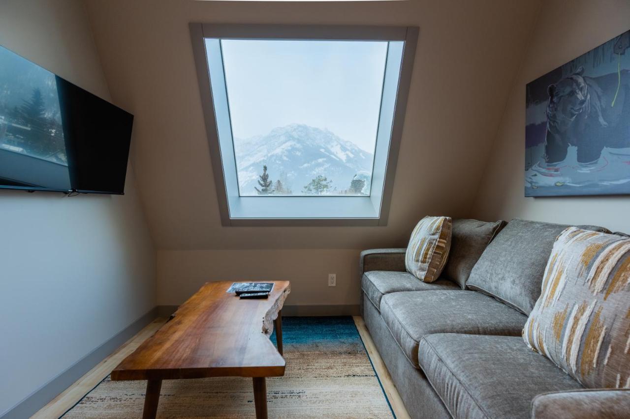 Basecamp Suites Banff Exterior foto